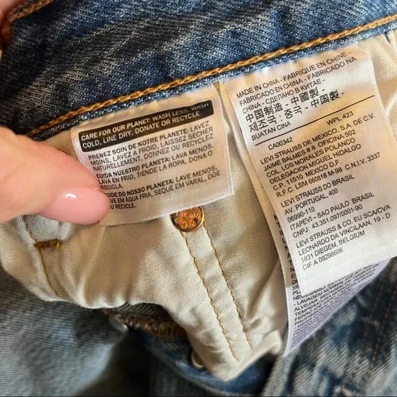 Levi’s 501 Skinny Distressed Jean with Button Fly 24 - Picture 6 of 9